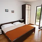 With Parking Space Icici, Opatija - 7763 アパート Ičići