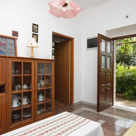 With Parking Space Icici, Opatija - 7763 شقة *